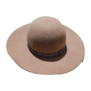 World Market Boho Wide Brim cow girl Hat Women Sz Small/Medium Tan